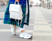 The Ultimate Guide: How to Style Athleisure Wear for a Chic and Comfy Look